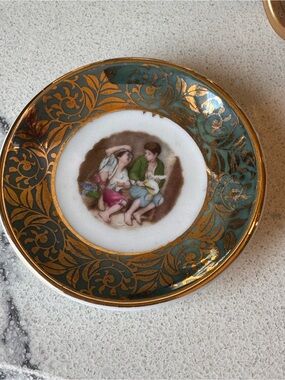 Porcelanas Guillén Madrid Porcelain Miniature Saucer – Mid-Century Spanish Gilt